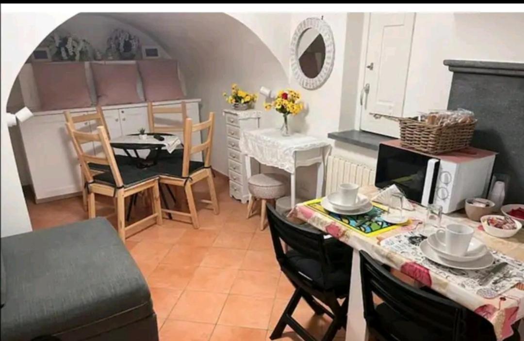 Suite Flower B&B Salerno Dış mekan fotoğraf